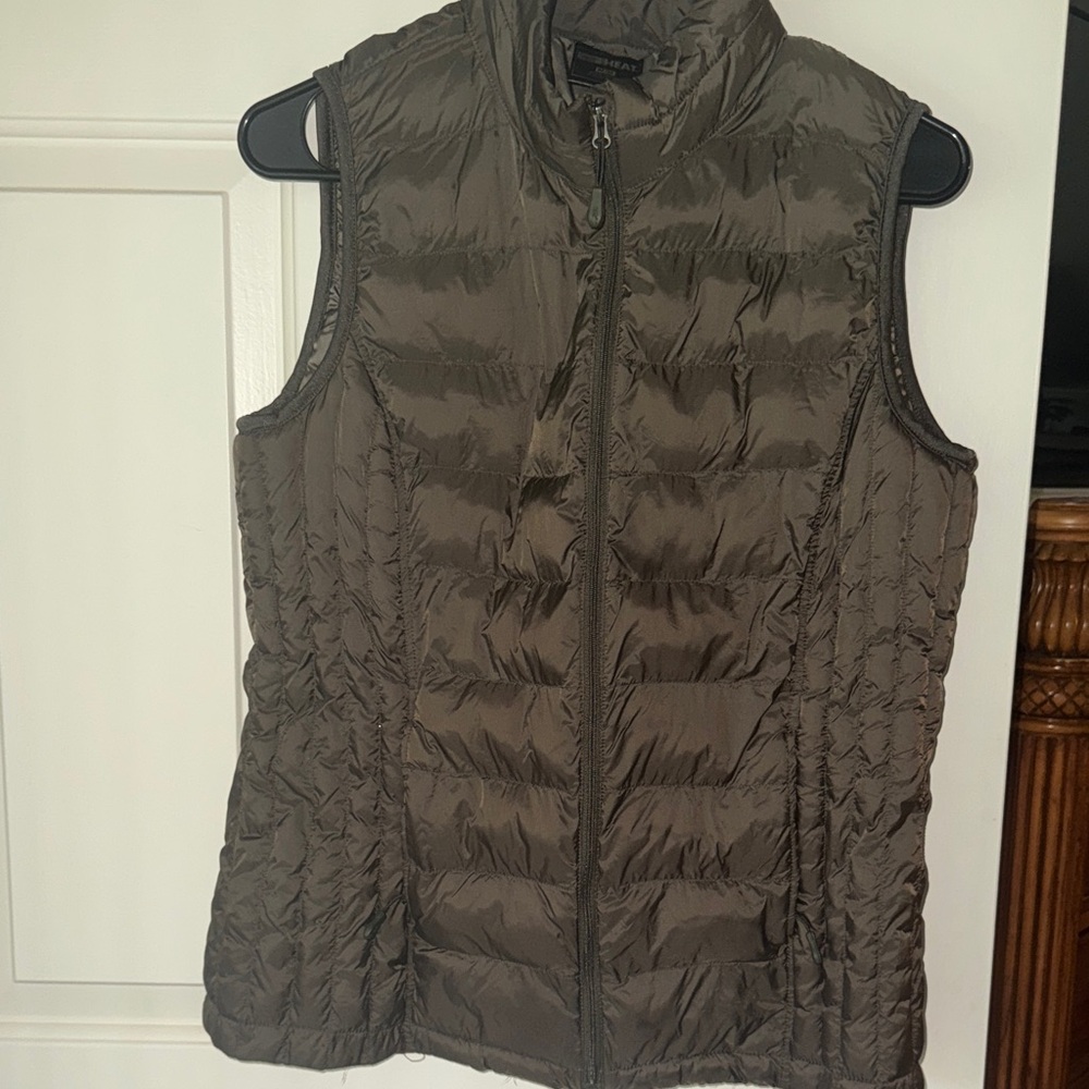 32 Degree Heat Women's Olive Puffer Vest